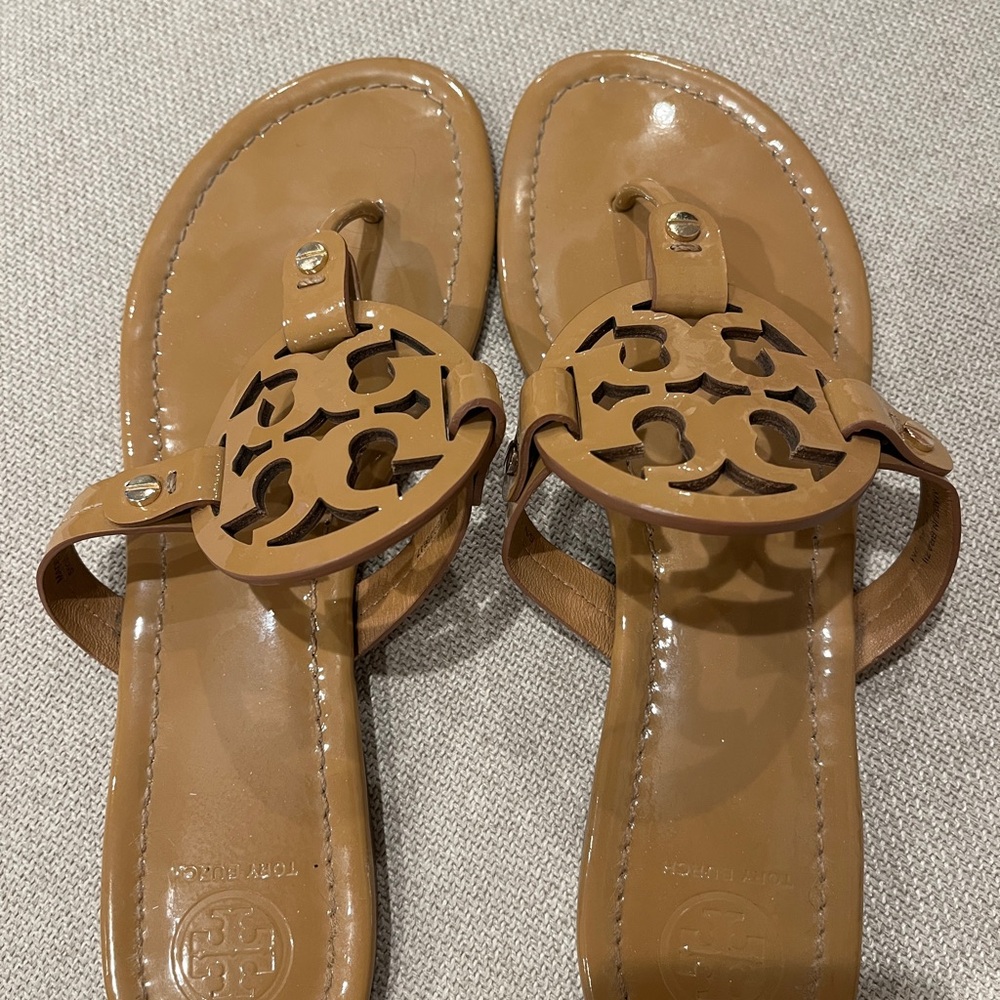 Tory Burch Brown Sandals with Iconic Medallion